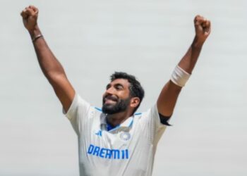 २०२४ मध्ये दोनदा प्लेअर ऑफ द मंथ जिंकणारा बुमराह हा जगातील एकमेव गोलंदाज