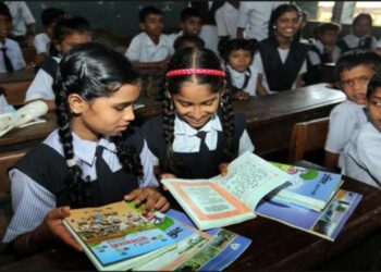 राज्य सरकारचा मोठा निर्णय; राज्यातील प्रत्येक शाळांमध्ये मराठी भाषा विषय शिकवणे अनिवार्य