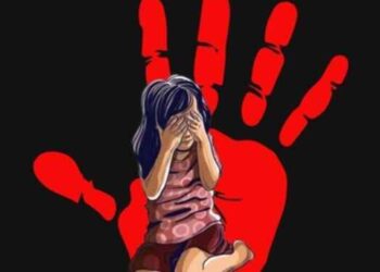 बदलापूरमध्ये पुन्हा एकदा एका ६ वर्षीय चिमुकलीवर अत्याचार झाल्याची घटना