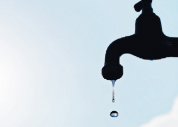 महापालिका पाणीपुरवठा विभागाच्या भोंगळ कारभाराविरोधात नागरिकांच्या संतापाचा उद्रेक