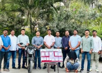 शहरात धुमाकूळ घालणारा भामट्या पोलीस जेरबंद