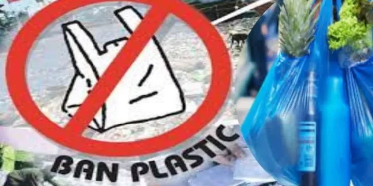 महाराष्ट्र प्रदूषण नियंत्रण मंडळाचा प्रतिबंधित प्लास्टिक प्रकरणी उत्पादक, वितरकांवर कारवाई इशारा