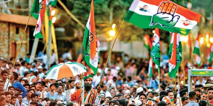 पहलगाममध्ये निरपराध पर्यटकांवर हल्ला करणाऱ्या अतिरेक्यांविरुद्ध काँग्रेसचा मोर्चा; सरकारकडे केली मोठी मागणी !!