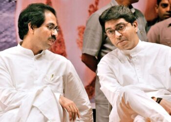 ठाकरे बंधु एकत्र येणार का ? ठाकरे गटाची पुन्हा हातमिळवणी; मनसेतून विरोधाचा सूर