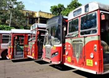 बेस्टच्या १०० बस निघणार भंगारात; मे महिना मुंबईकरांसाठी भारी ..