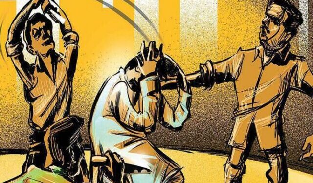 गाडी उभी करण्याच्या वादातून पाच जणांना लोखंडी रॉडने मारहाण; आरोपीविरुद्ध गुन्हा दाखल