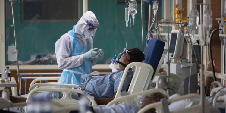 डॉक्टरच रुग्णाच्या जिवावर; ‘कोविड रुग्णाला मारून टाक’ ..