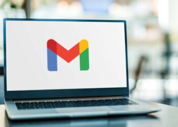 मुंबई विमानतळ पोलिसांच्या ईमेल आयडीवर धमकीचा मेल; मुंबई विमानतळ आणि ताजमहाल पॅलेस हॉटेलला बॉम्बने उडवणार ..