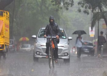 मुंबईत आजपासून पावसाचा जोर वाढणार; अंदाज हवामान विभागाचा