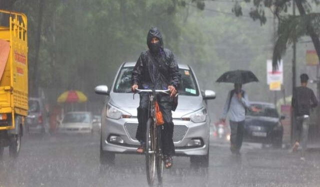 मुंबईत आजपासून पावसाचा जोर वाढणार; अंदाज हवामान विभागाचा