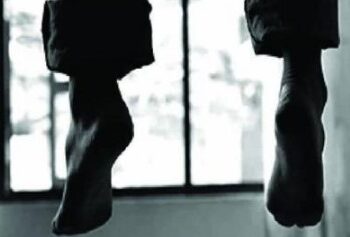 पत्नी आणि नातेवाईकांच्या त्रासाला कंटाळून तरुणाची आत्महत्या, श्रीनगर पोलीस ठाण्यात गुन्हा दाखल