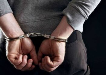 पुण्यासह नाशिक शहरात दागिने हिसकावणाऱ्या टोळीला अटक