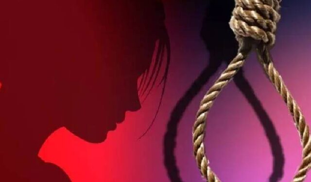 चारचाकी आणि पैशाच्या सासरच्या त्रासाला कंटाळून विवाहितेची आत्महत्या; पती, सासू-सासरे यांच्या विरोधात गुन्हा दाखल