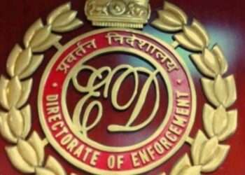 ईडीने एकाच वेळी १२ ठिकाणी छापे, बेकायदेशीर राहिवासी व बांधकामांप्रकरणी मोठी कारवाई