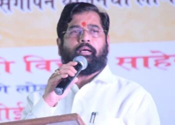 गणेशोत्सव मंडपासाठी खड्ड्यांवरील वाढीव दंड रद्द – उपमुख्यमंत्री एकनाथ शिंदे