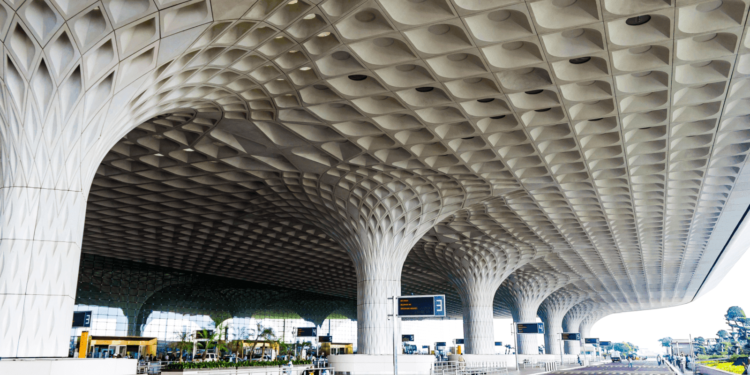 मुंबई विमानतळावर कारवाई; सव्वासात कोटींच्या गांजासह प्रतिबंधीत औषधे जप्त