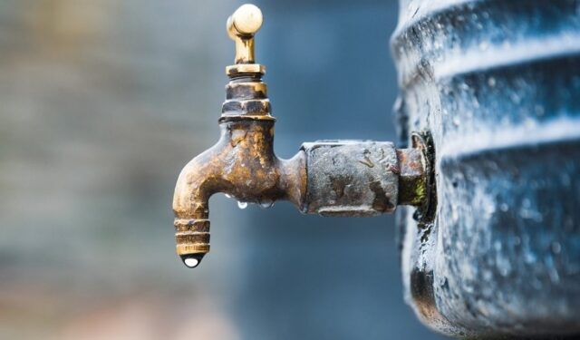 मुलुंडमध्ये पाणीपुरवठा १२ तासांसाठी बंद, पाणी काटकसरीने वापरण्याची प्रशासनाची सूचना