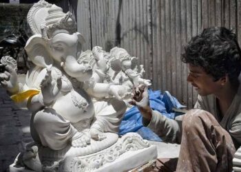 महाराष्ट्रात पीओपी मूर्तींना अखेर परवानगी; उशिरा परवानगी मिळाल्याने मजुरीत मात्र वाढ