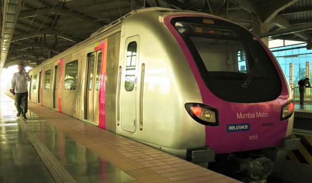 मेट्रो प्रवाशांसाठी मोठी बातमी, चार डब्यांची मेट्रो होणार सहा डब्यांची..
