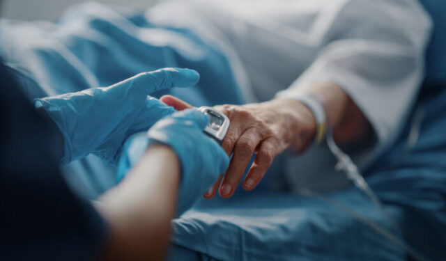 पावसाळ्यातील वातावरण बदलामुळे संसर्गाच्या रुग्णसंखेत वाढ