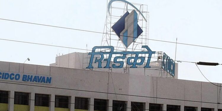 सरकारकडून महालॉटरी जाहीर; मुंबईकरांचे स्वतःचे घर घेण्याचे स्वप्न होणार पूर्ण