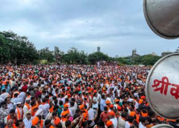 आझाद मैदान परिसरातील खाऊगल्ली दुसऱ्या दिवशीही बंद, महानगरपालिकेच्या निर्णयावर मराठा आंदोलकांकडून विरोध
