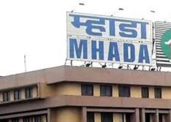 बनावट आधारकार्डचा वापर, गिरणी कामगारांची म्हाडाच्या नावे फसवणूक