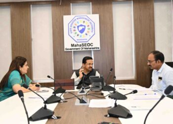 महाराष्ट्रातील ३१ उत्तराखंड पर्यटकांना शोधण्यासाठी मुख्यसचिव राजेश कुमार यांची विनंती उत्तराखंडच्या मुख्यसचिवांना विनंती