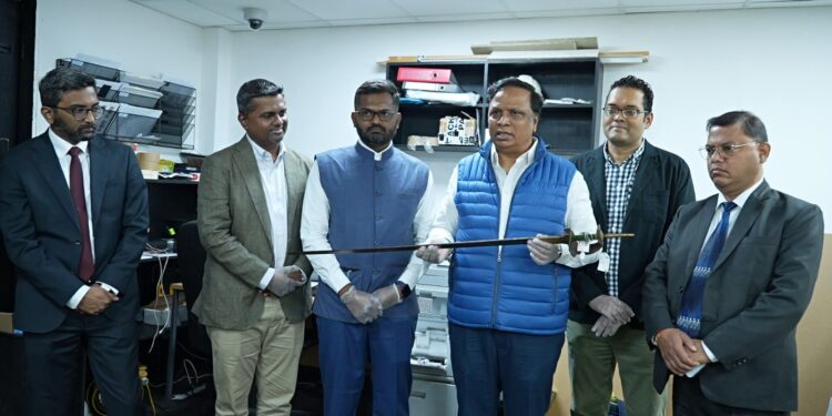 भोसले घराण्याचे संस्थापक मराठा सैन्यातील महत्त्वाचे सरदार रघुजी भोसले यांची तलवार शासनाच्या ताब्यात