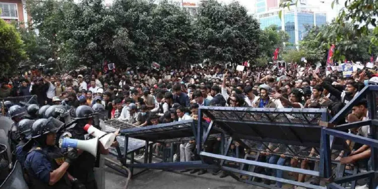 नेपाळ परिस्थितीच्या पार्श्वभूमीवर महाराष्ट्रातील नागरिकांसाठी राज्य आपत्कालीन केंद्रामार्फत सूचना