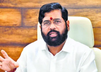 नेपाळमध्ये अडकलेल्या महाराष्ट्रातील पर्यटकांना उपमुख्यमंत्री एकनाथ शिंदेंचा दिलासा