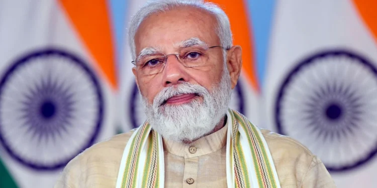 पंतप्रधान नरेंद्र मोदी यांच्या ७५व्या वाढदिवसानिमित्त राज्यातील शाळांमध्ये निबंध व चित्रकला स्पर्धा