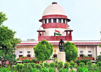 “आठवड्याभरात मुंबईतील सर्व खड्डे बुजवा”, एमएमआरला उच्च न्यायालयाचे आदेश