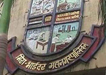 मिरा-भाईंदरमध्ये मोकाट जनावरे आढल्यास तबेलेधारकांवर ३०००चा दंड; महापालिकेचा निर्णय