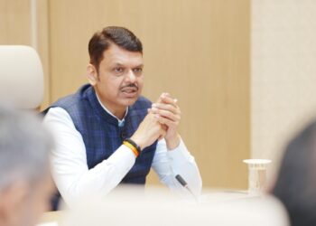राज्यातील जनतेसाठी कर्करोग उपचारासाठी सर्वसमावेशक धोरण तयार करा, मुख्यमंत्री देवेंद्र फडणवीस यांचे निर्देश