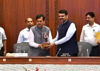 राज्य नाविन्यता सोसायटीच्या सुधारणा तातडीने अमलात आणाव्यात – मुख्यमंत्री देवेंद्र फडणवीस