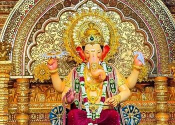 मानवाधिकार आयोगाची नोटीस मिळूनही लालबागच्या राजाचे VIP दर्शन चालूच