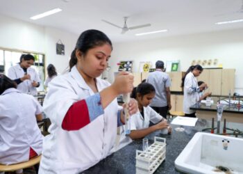 औषधनिर्माणशास्त्र अभ्यासक्रमाच्या १७६ संस्थांना नोटीस