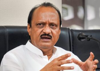 महाराष्ट्रातील खेळाडूंना विमा कवच उपलब्ध करून देण्यासाठी तातडीने प्रस्ताव सादर करा, उपमुख्यमंत्री अजित पवारांचे निर्देश