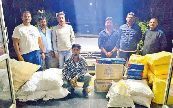 गुटखा तस्करी करणाऱ्याला ठोकल्या बेड्या, १० लाखांचा मुद्देमाल जप्त