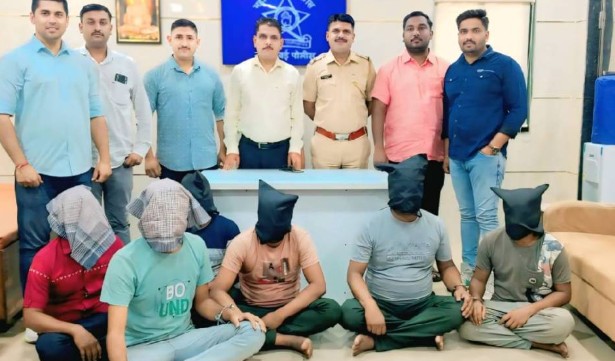 अमेरिकन डॉलरच्या आमिषाने फसवणूक; रबाळे पोलीसांकडून टोळीचा पर्दाफाश