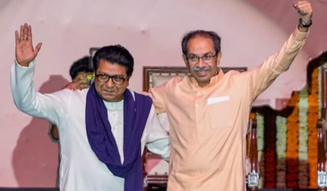 मनसे आयोजित दीपोत्सवाचे उद्धव ठाकरेंच्या हस्ते उद्घाटन