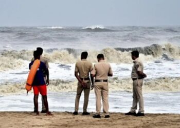 दिल्ली बॉम्ब स्फोटाचे पडसाद रत्नागिरीतही, समुद्रकिनारी सुरक्षा तैनात