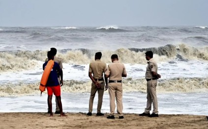 दिल्ली बॉम्ब स्फोटाचे पडसाद रत्नागिरीतही, समुद्रकिनारी सुरक्षा तैनात