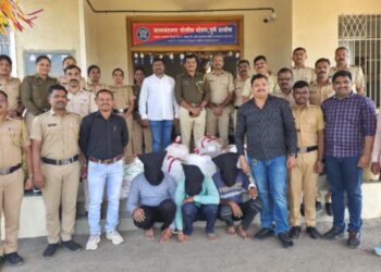 आंतरराज्य अंमली पदार्थ तस्करी करणारी टोळी जेरबंद; १०० किलो गांजासह १ चारचाकी जप्त