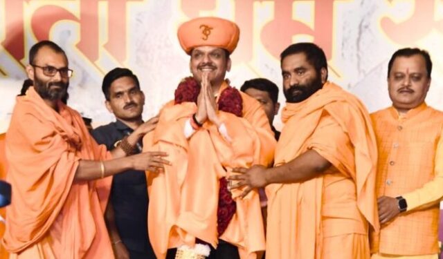 समाजप्रबोधन आणि राष्ट्र उभारणीत संतांचे योगदान मोठे – मुख्यमंत्री देवेंद्र फडणवीस