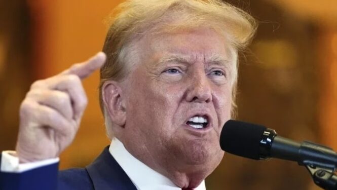 १९ देशांच्या नागरिकांसाठी अमेरिकेचे दरवाजे बंद! – डोनाल्ड ट्रम्प यांची घोषणा