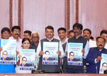 भारतरत्न डॉ. बाबासाहेब आंबेडकर यांचा विचार जपणे हाच महापरिनिर्वाण दिनाचा निर्धार! – मुख्यमंत्री देवेंद्र फडणवीस
