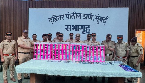 दहिसर पोलिसांची मोठी कामगिरी; हरवलेले १०२ मोबाईल सीआयईआर पोर्टलद्वारे हस्तगत