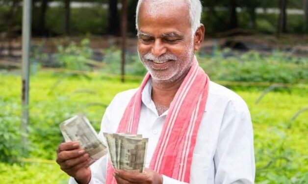 ZP निवडणुकांच्या पार्श्वभूमीवर राज्य सरकार मोठा निर्णय घेण्याच्या तयारीत; शेतकऱ्यांच्या खात्यात जमा होणार ४,००० रुपये